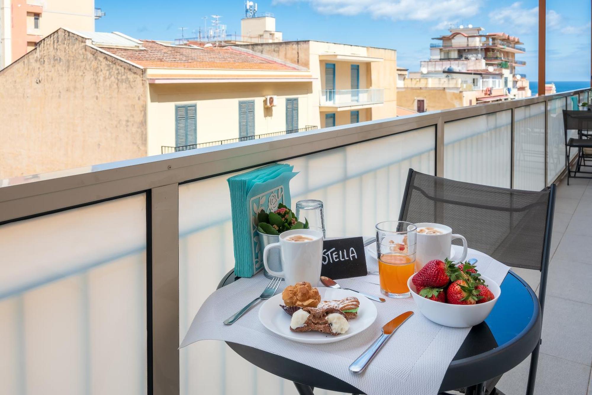 Ciccio Rooms And Breakfast - Self Check-In Palermo Eksteriør billede